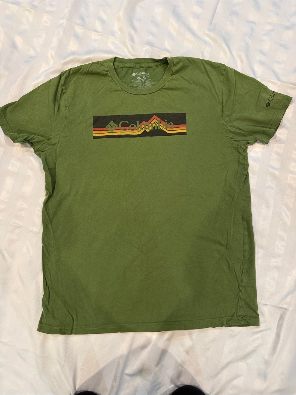 Columbia Olive Green Graphic Short Sleeve Tee